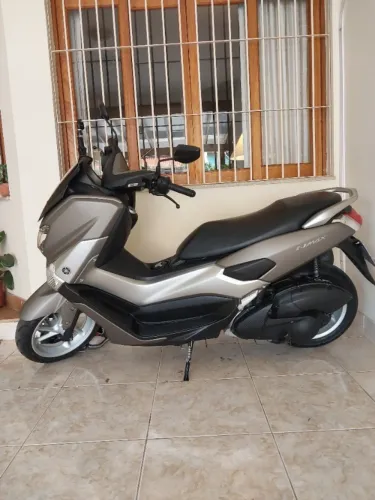 Yamaha Nmax 160 ano 2017 com 19.500 km
