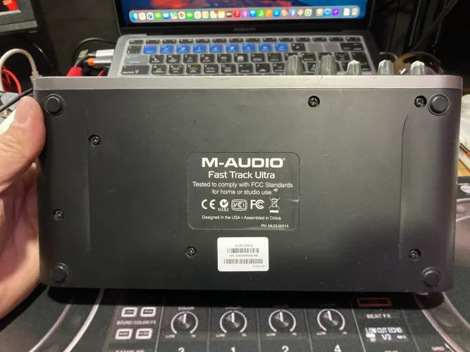 Interface M-Audio Fast Track Ultra