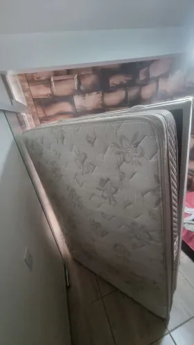Cama box com baú