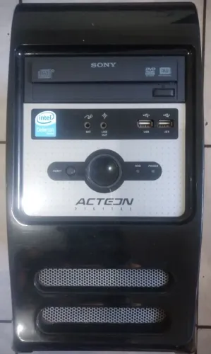 Dois CPUs Antigos -Leia o anúncio Todo