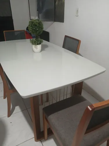Linda mesa da Kappesberg de 4 lugares 