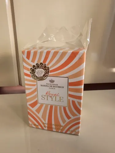 Perfume feminino