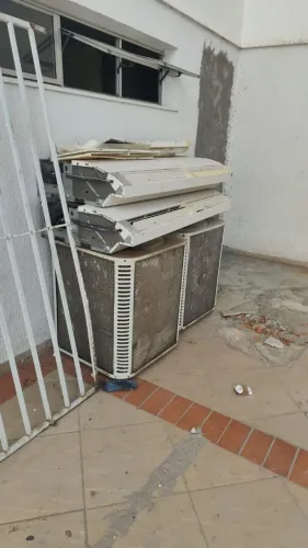 Ar condicionado Komeco 60000 BTUs trifásico.