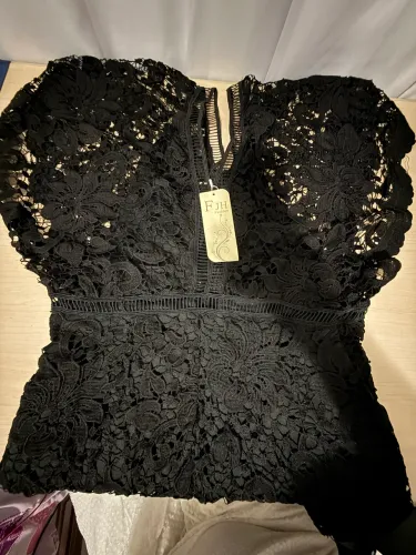 Macacão Preto - Curto Renda Moda Feminina