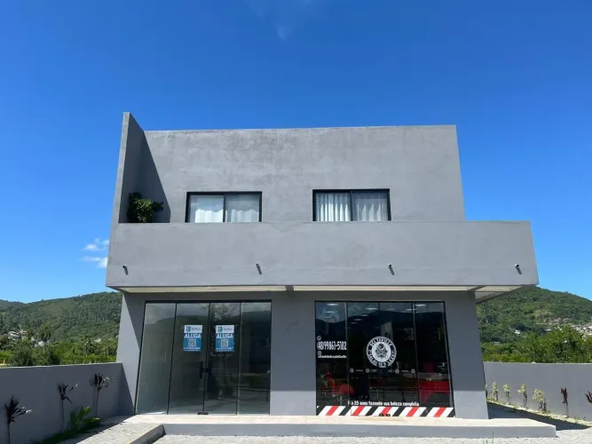 Execelente sala comercial no Deltaville