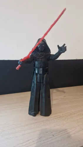 Boneco Kylo Ren Star Wars 30cm Hasbro + Sabre de Luz