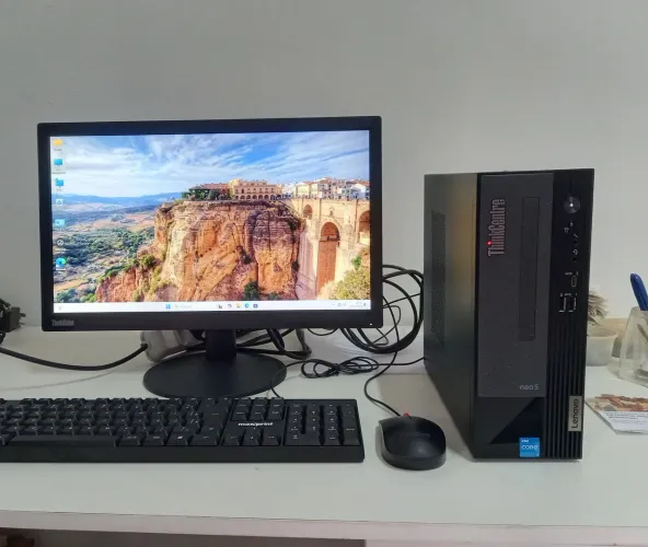 Pc Lenovo Core i3 de 12° Geração Completo