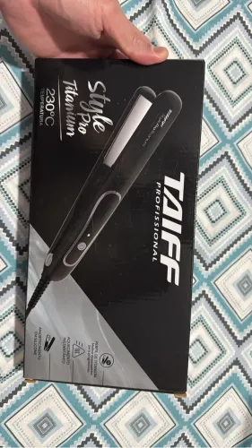Chapinha Taiff Style Pro Titanium 230°C - Semi Nova