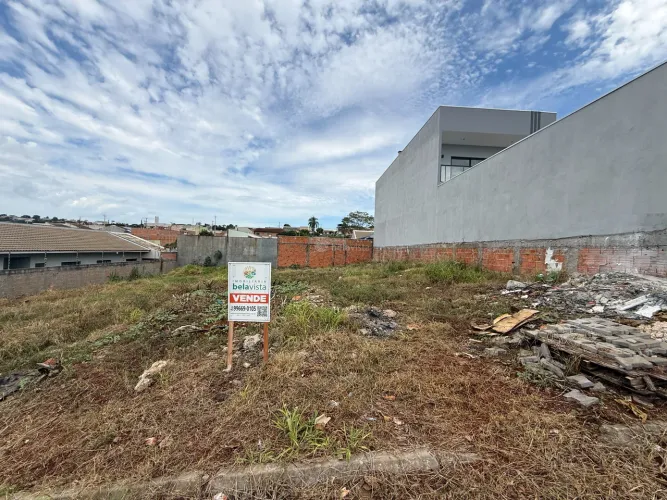 TERRENO À VENDA NO JARDIM CASA GRANDE EM APUCARANA.