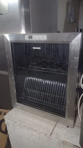 ADEGA SUGGAR - 220V- COMPRESSOR - DEFEITO NA PLACA DE POTENCIA