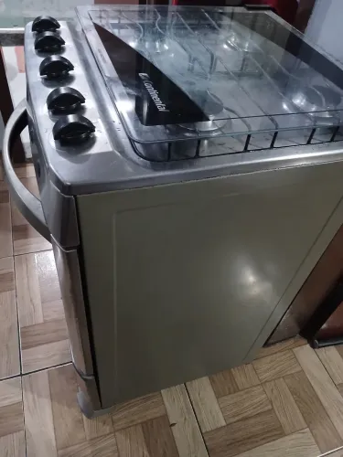 Fogão usado funcionando tudo