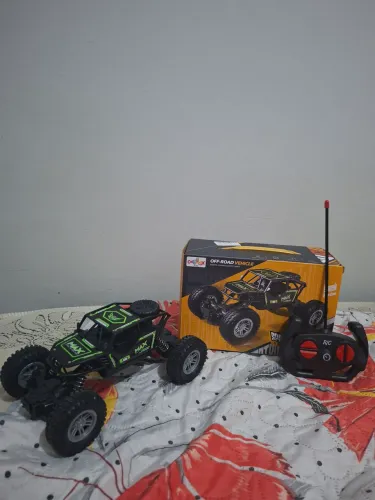Carrinho de controle remoto OffRoad