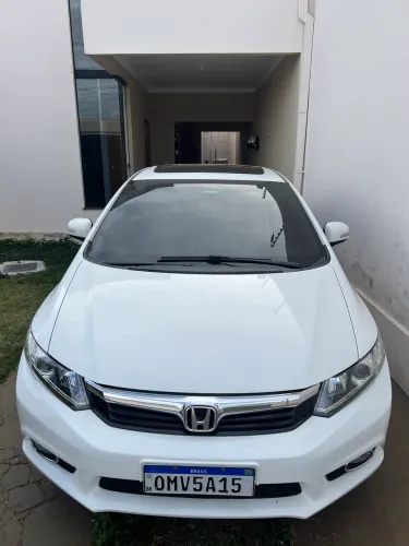 Honda Civic Sedan EXS 1.8/1.8 Flex 16V Aut. 4P 2013