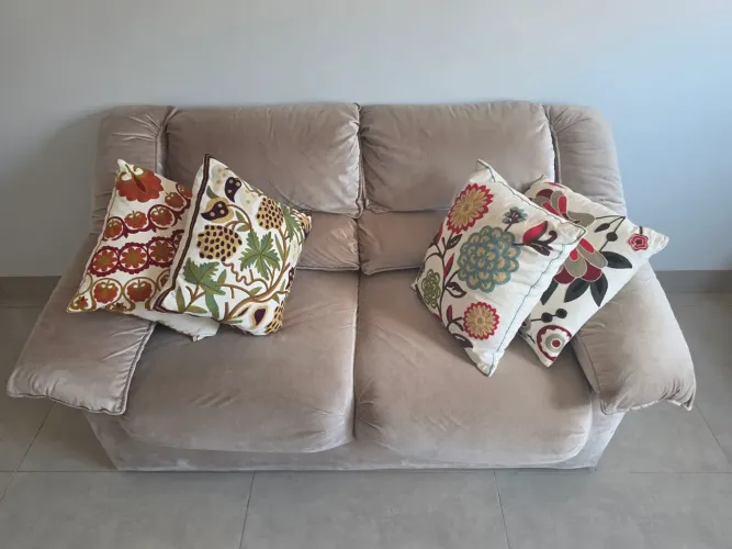 Sofá 2 lugares