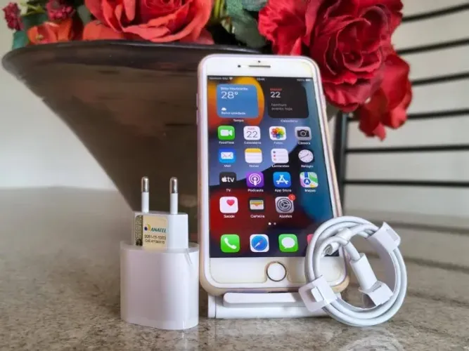 iPhone 7 Plus 32GB, estado de novo, único dono, sem risco ou trincado, tudo funcionando