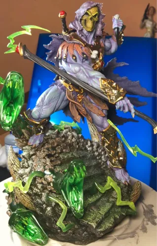 IRON STUDIOS - ESQUELETO UNLEASHED DELUXE 1/10