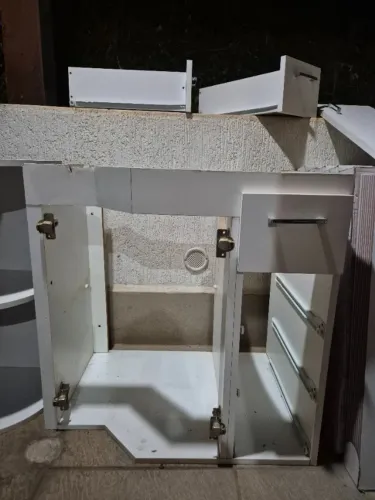 Armário planejado de banheiro