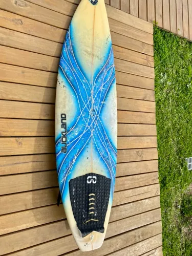 Prancha de surf Auckland 6?0?