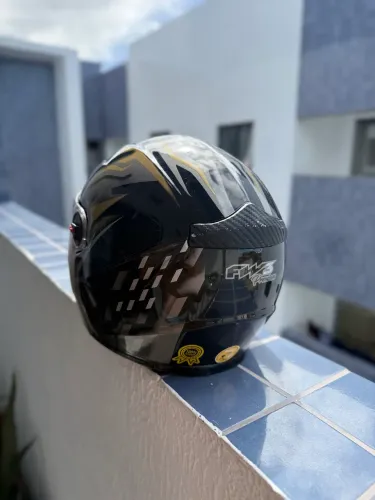 Capacete FW3 Premium