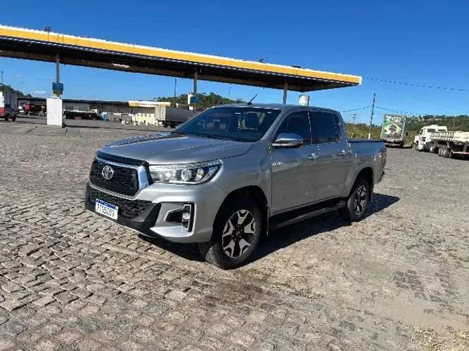 Toyota Hilux CD SRX 4X4 2.8 TDI 16V Diesel Aut. 2020