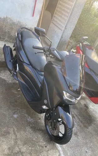moto nmax