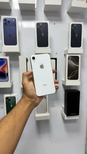IPHONE XR BRANCO 64 GB
