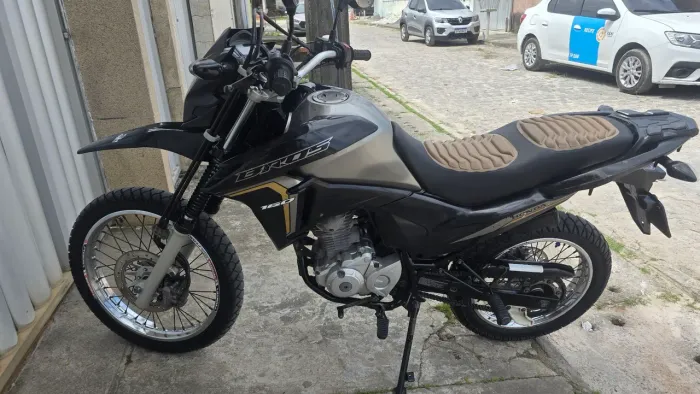 Moto em ótimo estado de conservação