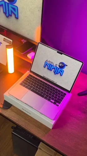 Macbook Air M4 16gb/256gb 13" 01 ano de garantia