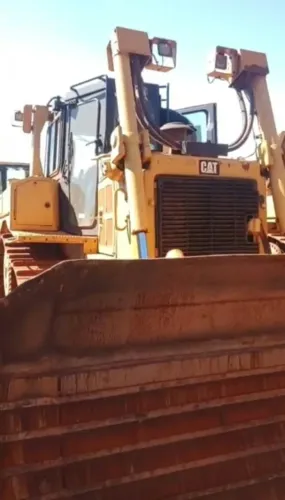 Trator de Esteira Caterpillar 2016 D6TXL