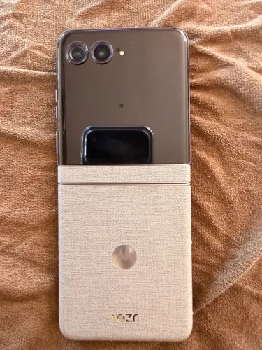 Razr 70