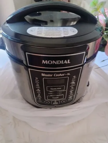 Vendo panela de pressão elétrica 5l pra retirada de peça
