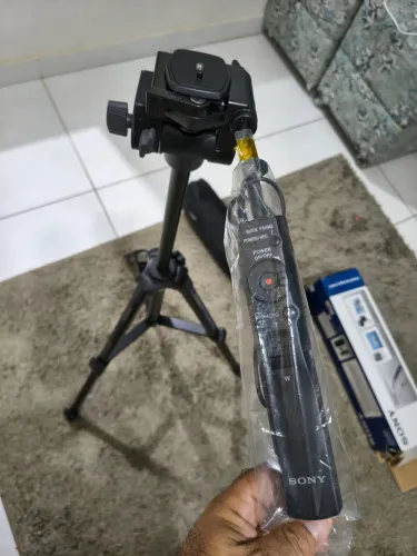 Tripé para filmadora e câmera