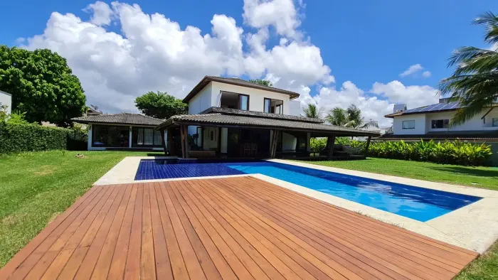 Casa dos sonhos com 5 suítes, Combinação harmoniosa de natureza e conforto moderno, Busca 