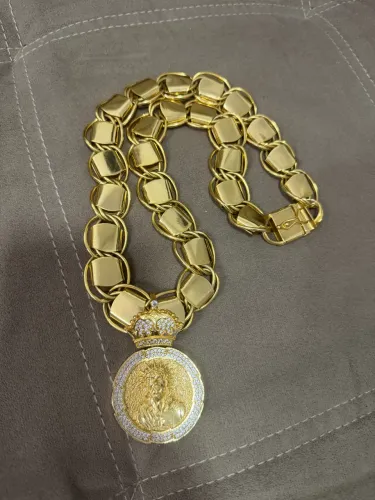 Cordão banhado a ouro 22mm
