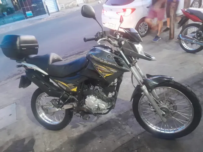Vendo moto xtx crosse completa