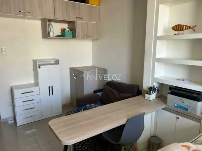 Kitnet/Conjugado - / Residencial / Botafogo