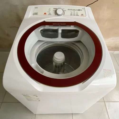 Máquina de lavar Brastemp ACTIVE TOUCH SCREEN EXTRA BEM CONSERVADA