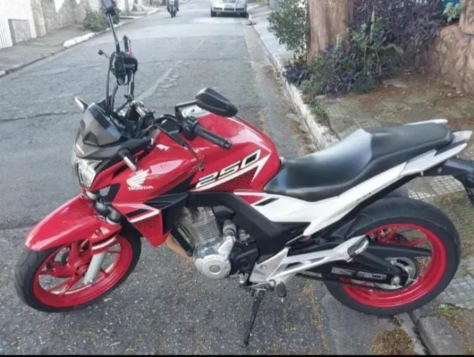 CB TWISTER CB 250