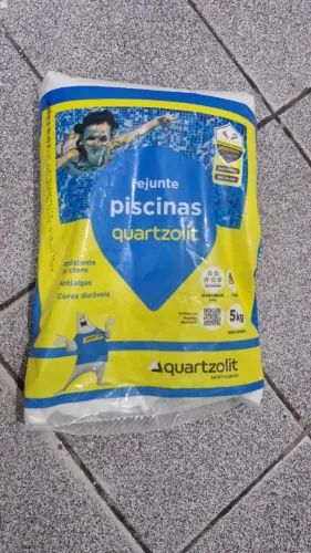 Rejunte para piscina quartzolit