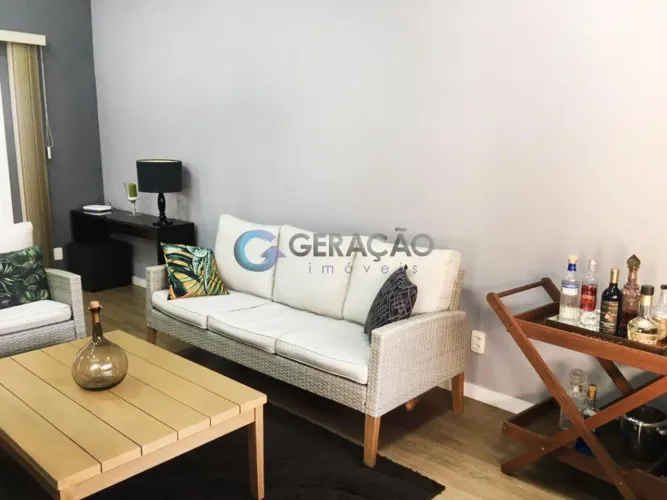 Casa para venda no bairro Centro com 3 quartos sendo 1 suíte - 358,53 m² de terreno - Caça