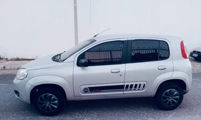Fiat Uno Vivace/rua 1.0 EVO Fire Flex 8V 5P 2014