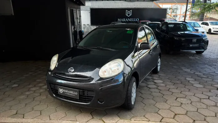 Nissan March 1.0 16V Flex Fuel 5P 2013