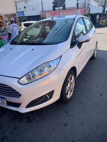 Ford Fiesta 1.6 16V Flex Aut. 5P 2014
