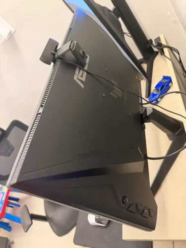 MONITOR ASUS TUF GAMING 27 - 240HZ - 0,03 MS