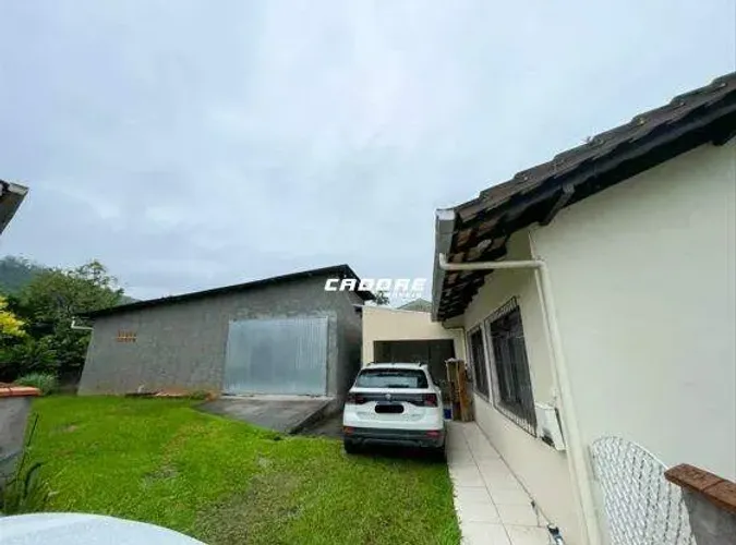 Casa com Galpão para locação no Bairro Boa Vista I Cadore Imóveis
