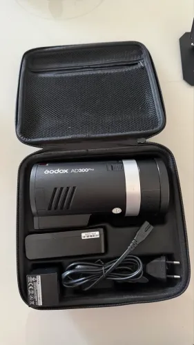 Flash Godox Ad300 pro