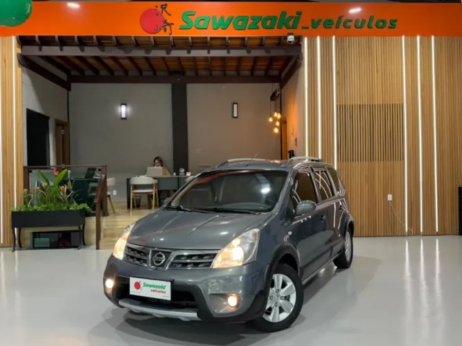 Nissan Livina X-gear Sl/X-gear 1.8 Flex F. Aut. 2013