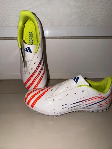 Chuteira Adidas Predator Edge.4 ( Society )