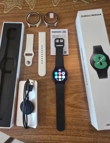 Samsung Watch 4