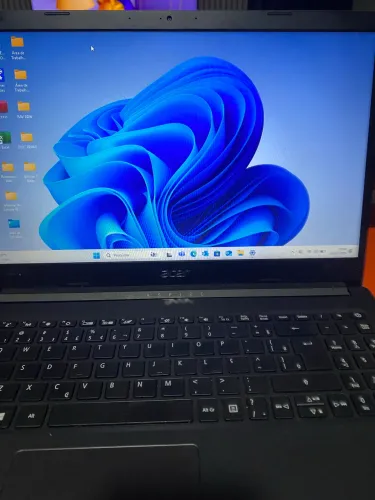 Vendo notebook Acer